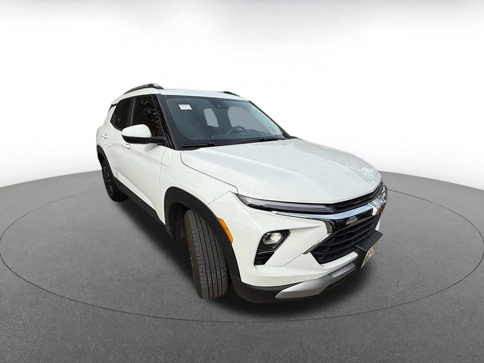 Thumbnail: 2025 Chevrolet TrailBlazer - 1