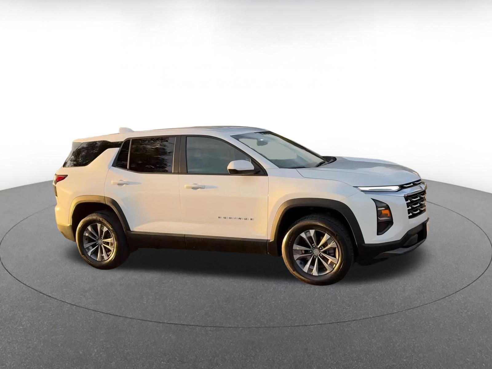 Thumbnail: 2025 Chevrolet Equinox - 2