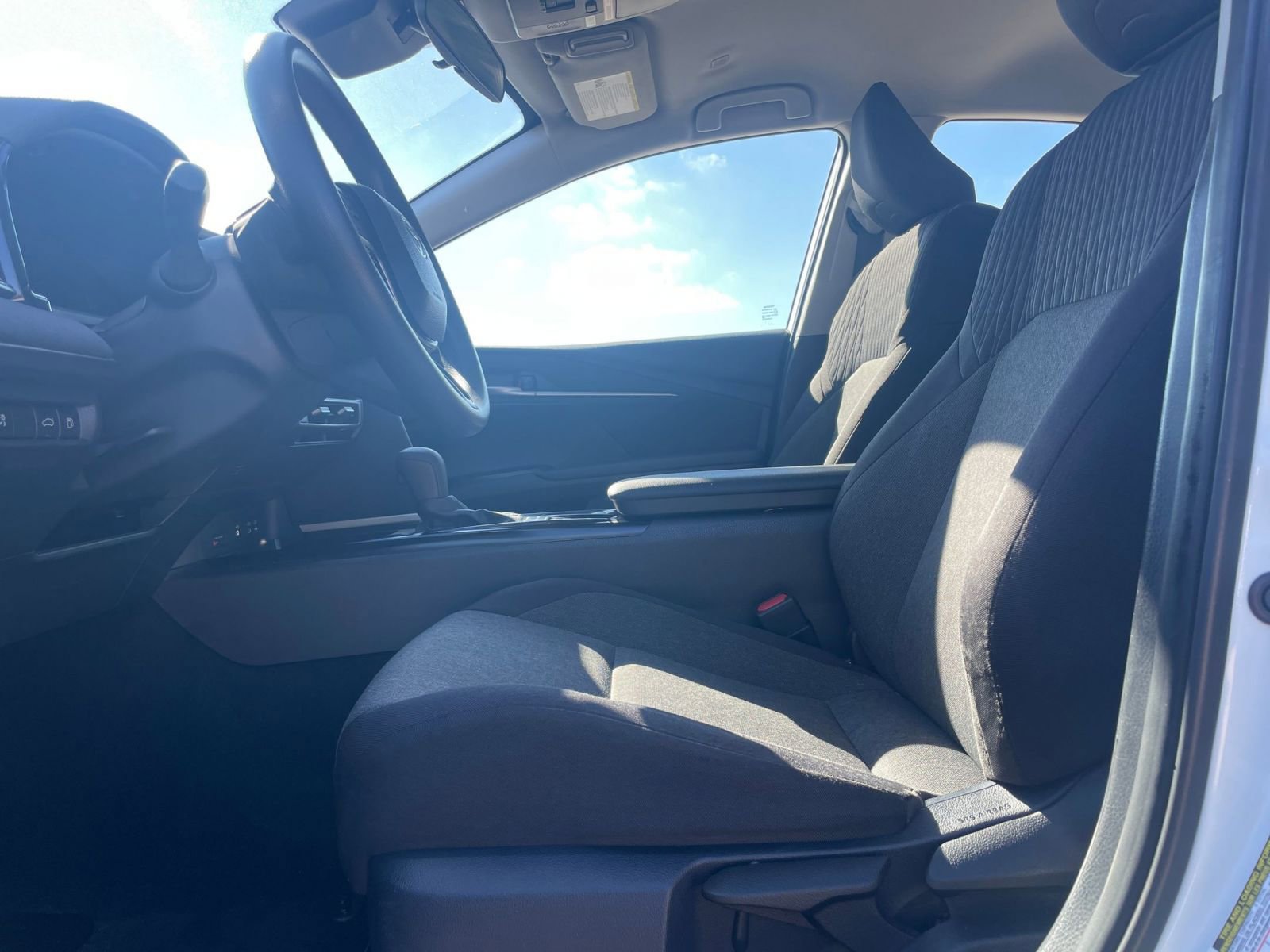 Thumbnail: 2025 Toyota Camry - 27