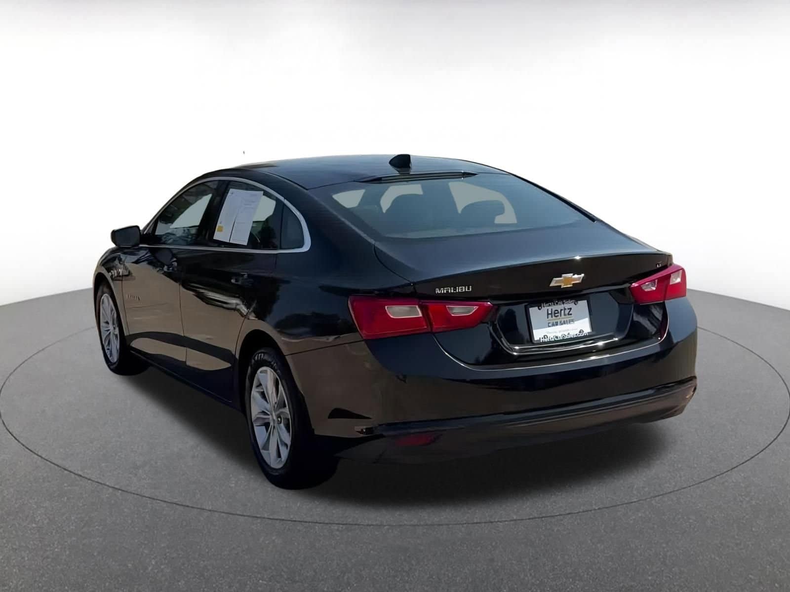 Thumbnail: 2023 Chevrolet Malibu - 11
