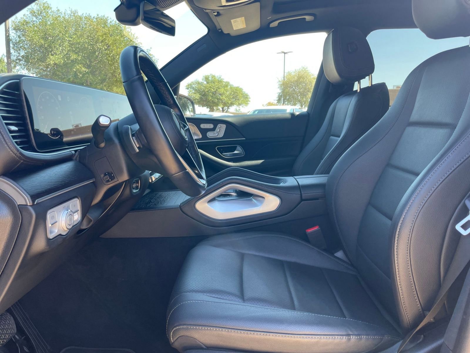 Thumbnail: 2024 Mercedes-Benz GLS - 27