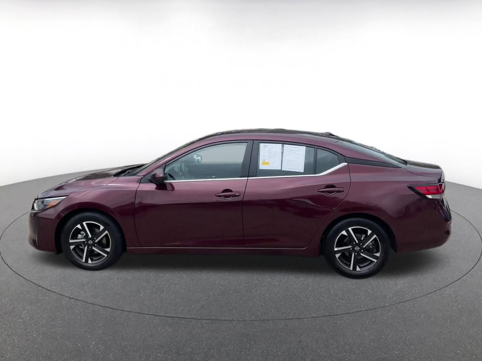 Thumbnail: 2025 Nissan Sentra - 9