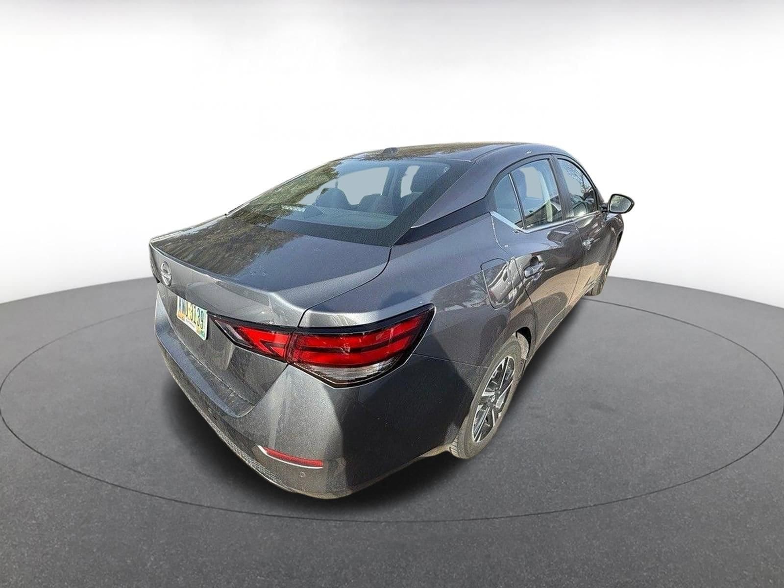 Thumbnail: 2025 Nissan Sentra - 5