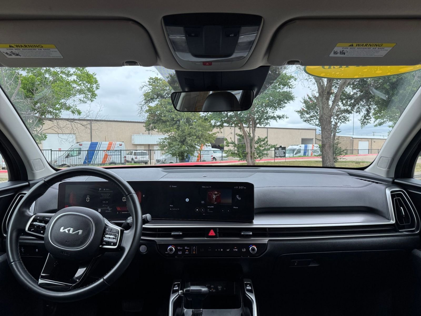 2024 Kia Sorento S 33