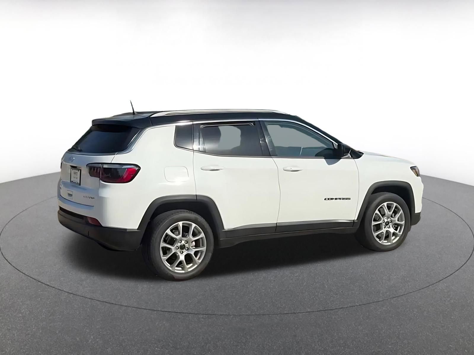 Thumbnail: 2025 Jeep Compass - 14