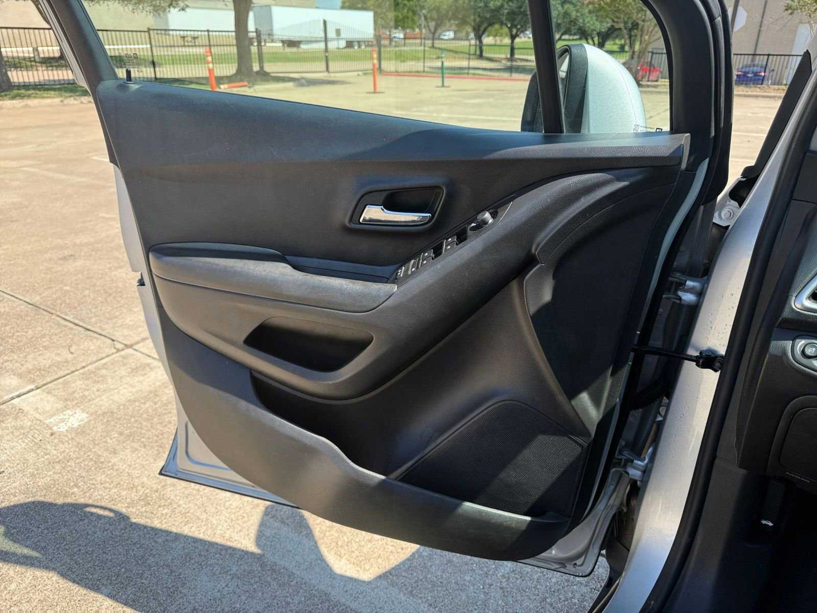 Thumbnail: 2022 Chevrolet Trax - 20