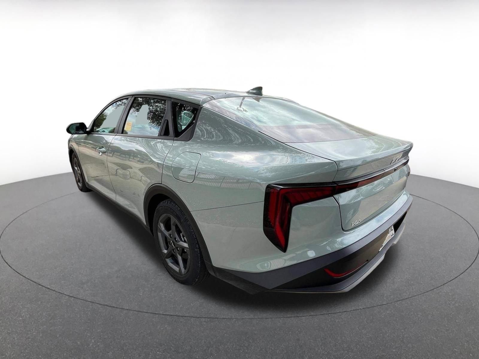 Thumbnail: 2025 Kia K4 - 4