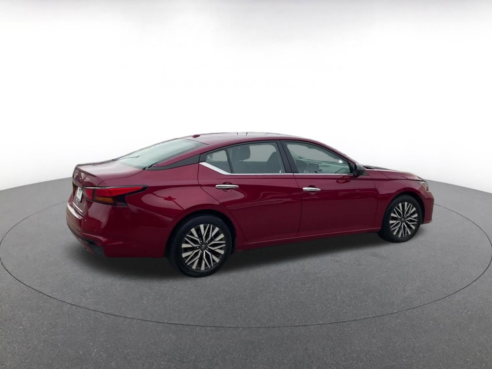 Thumbnail: 2025 Nissan Altima - 15