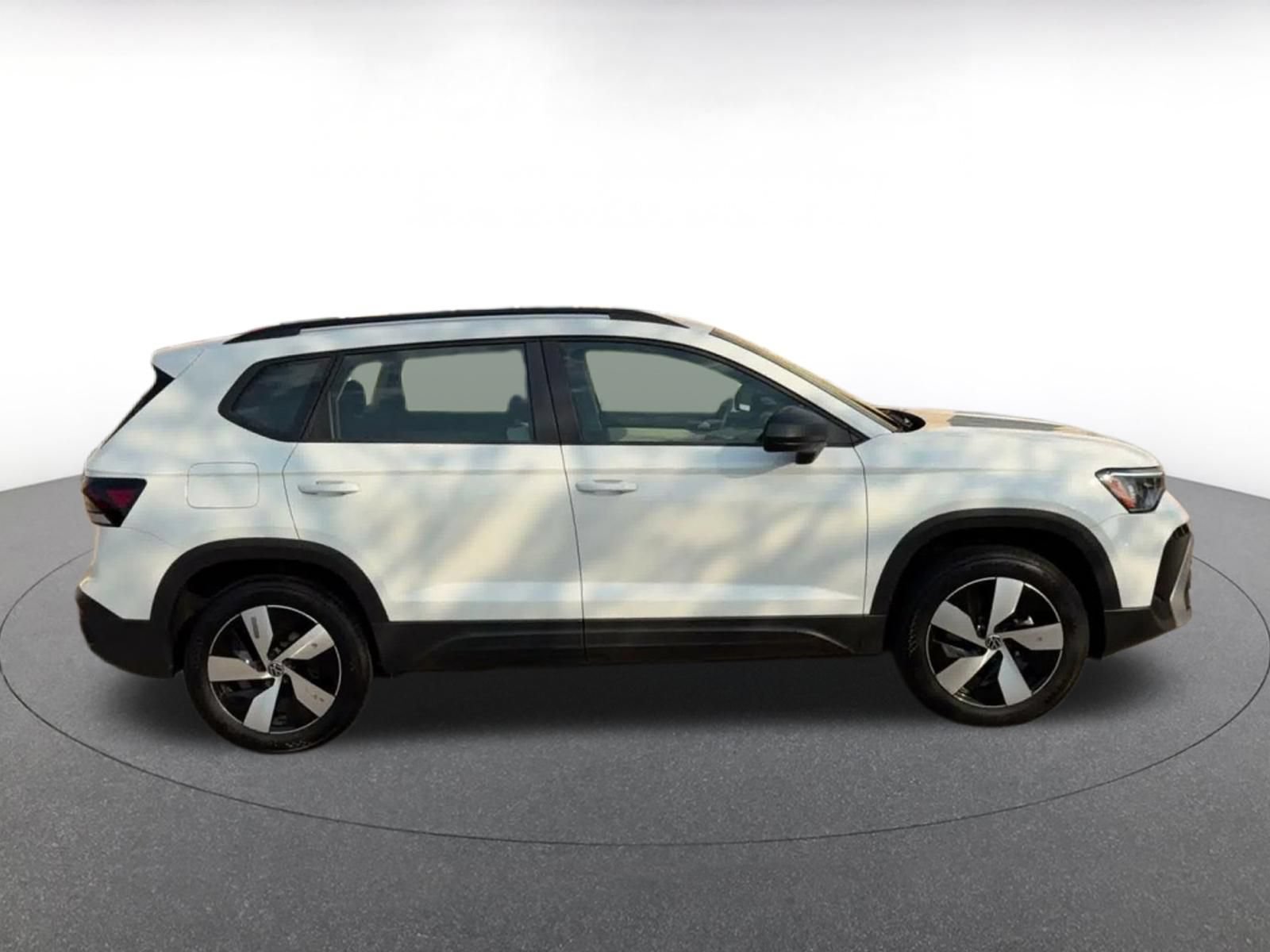 Thumbnail: 2026 Volkswagen Taos - 13