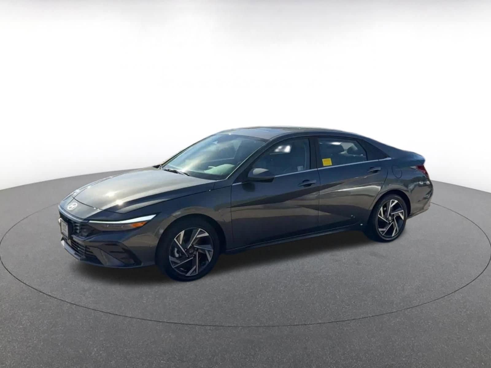 Thumbnail: 2025 Hyundai Elantra - 8