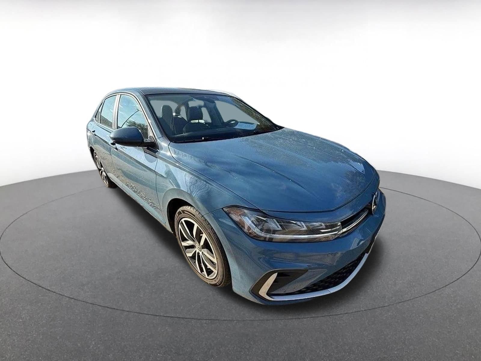 Thumbnail: 2025 Volkswagen Jetta - 1