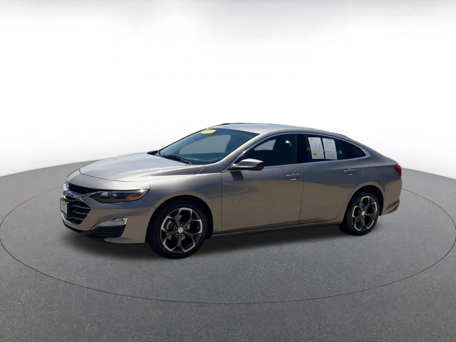 Thumbnail: 2024 Chevrolet Malibu - 8