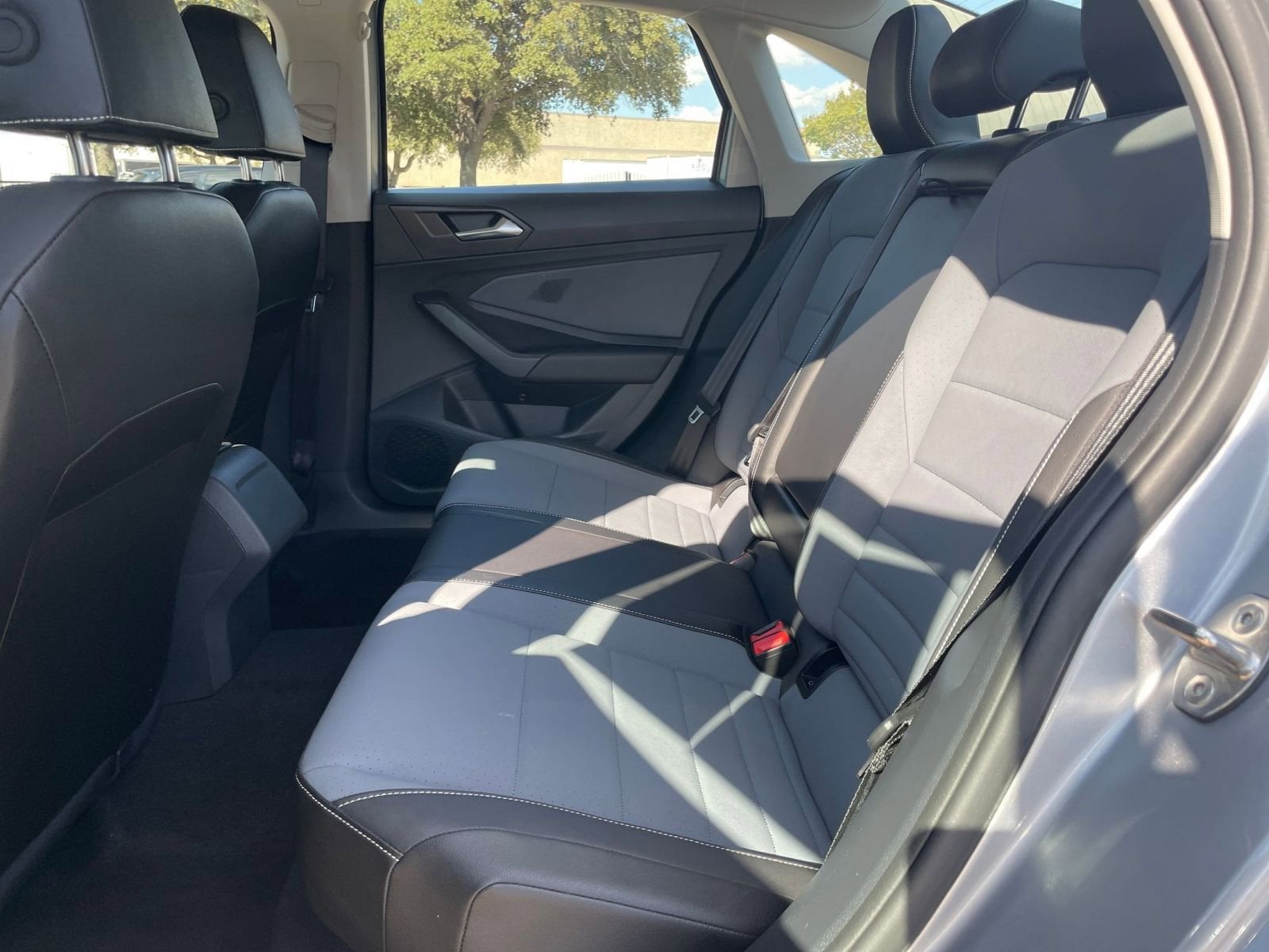 Thumbnail: 2025 Volkswagen Jetta - 25