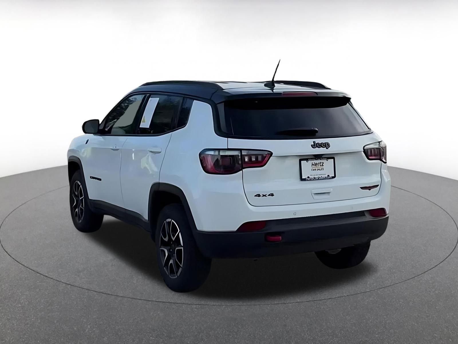 Thumbnail: 2025 Jeep Compass - 11