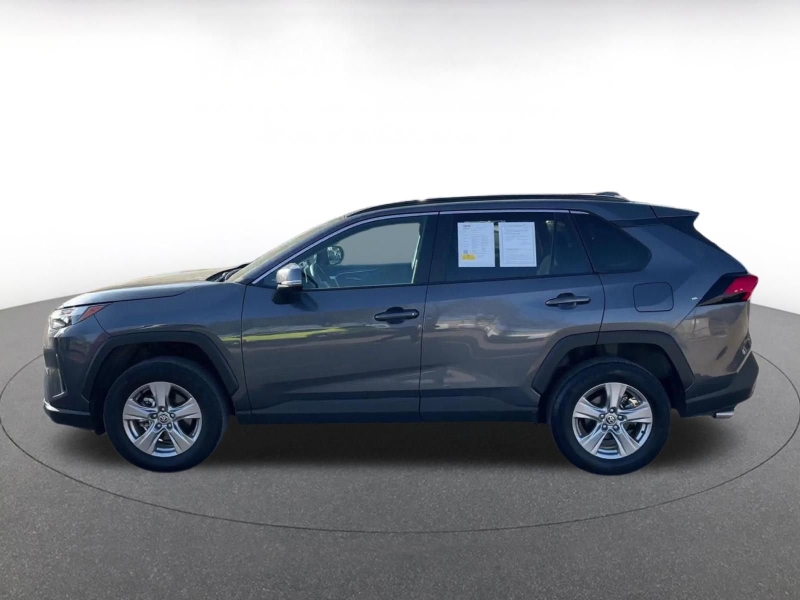 Thumbnail: 2025 Toyota RAV4 - 9