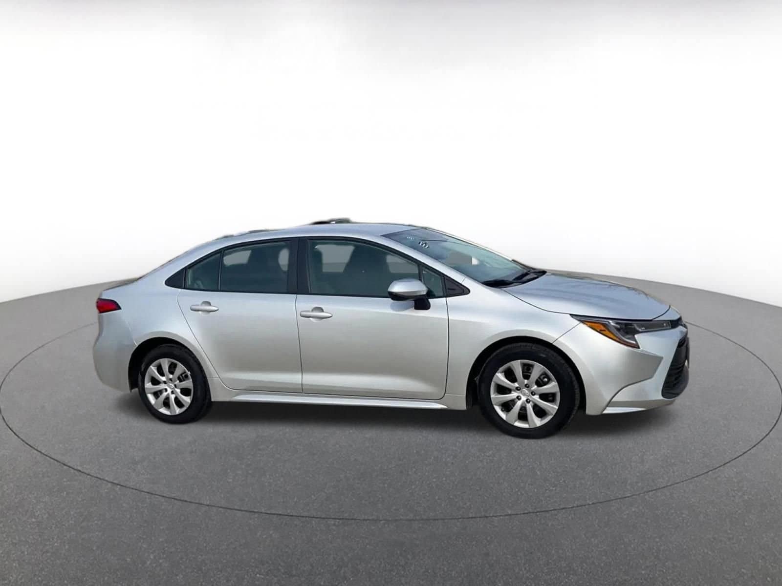 Thumbnail: 2025 Toyota Corolla - 1