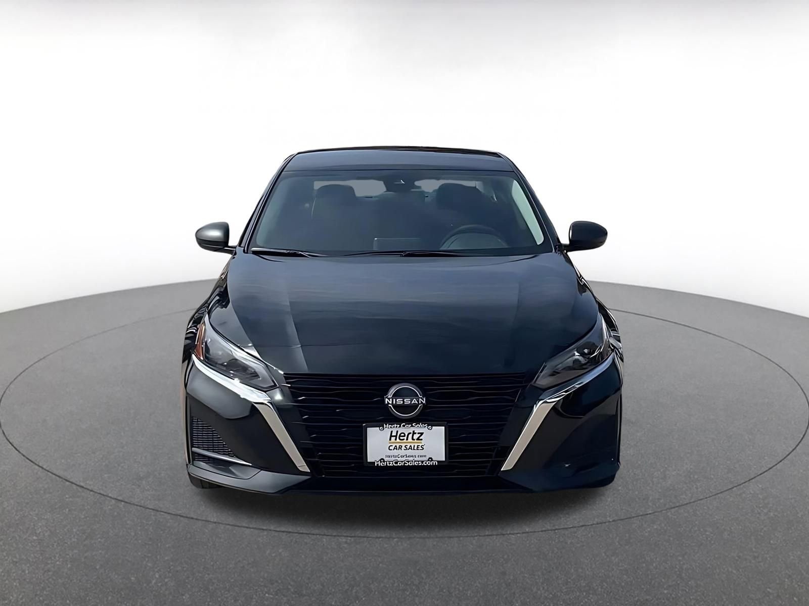 Thumbnail: 2025 Nissan Altima - 4