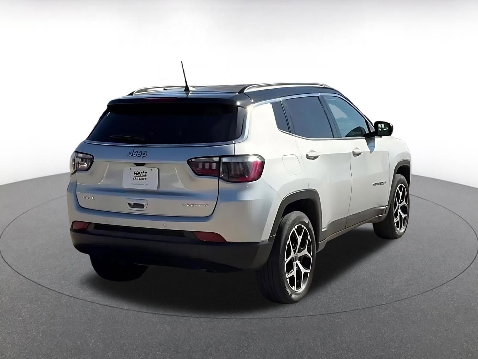 Thumbnail: 2025 Jeep Compass - 14