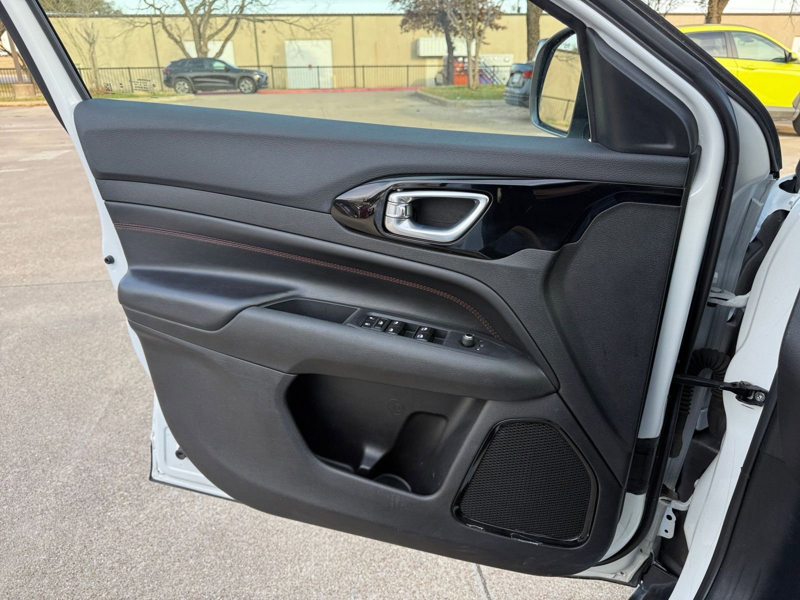 Thumbnail: 2025 Jeep Compass - 18