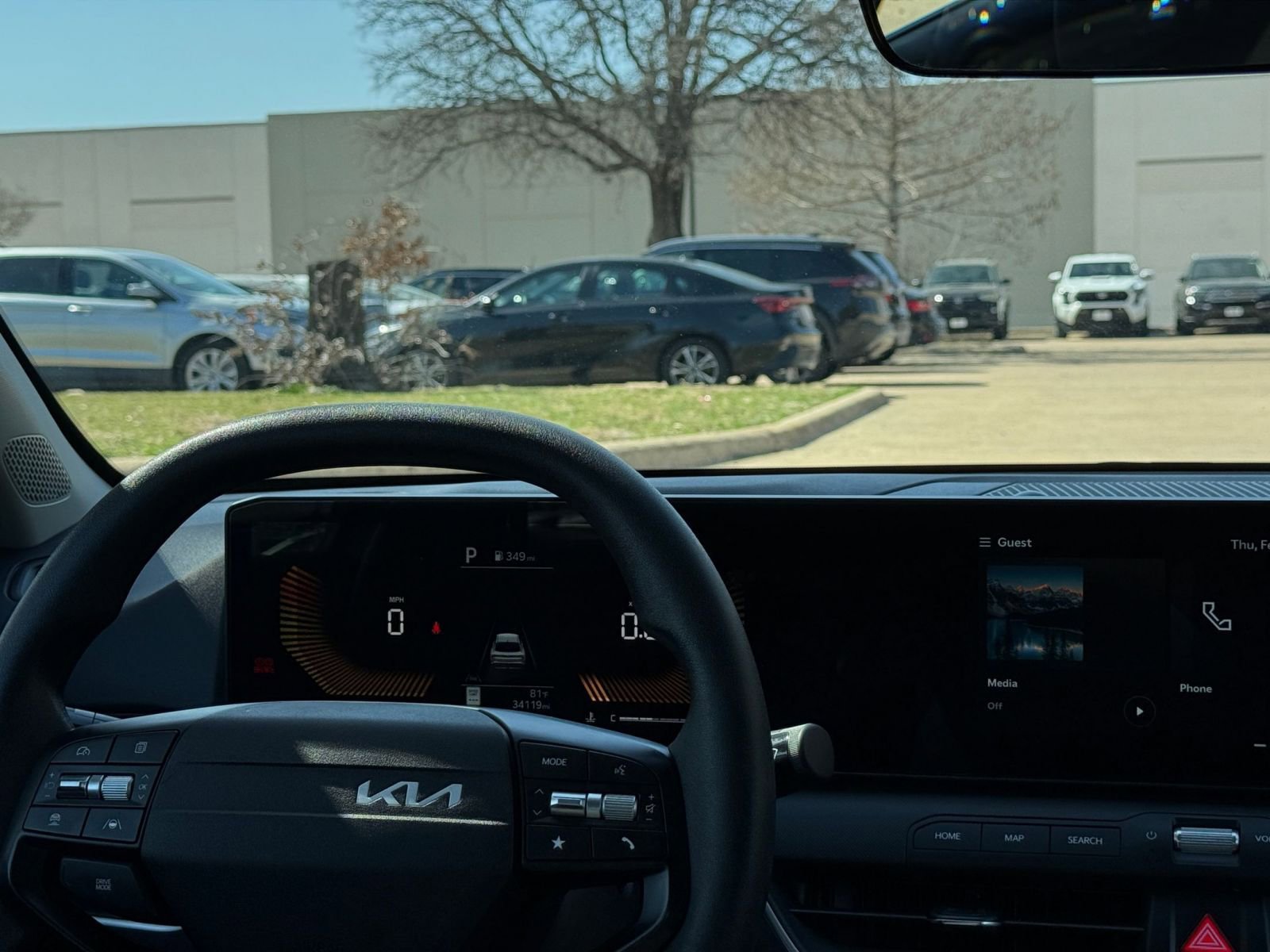 Thumbnail: 2025 Kia K4 - 35