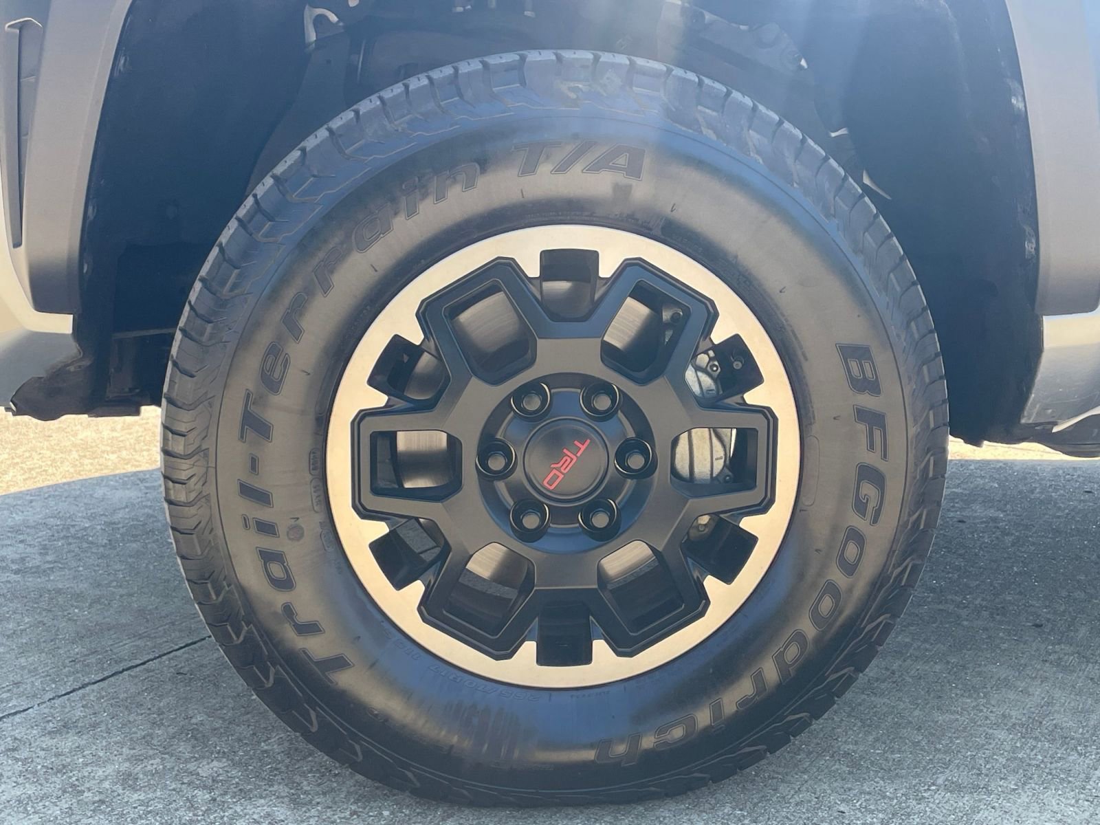 Thumbnail: 2024 Toyota Tacoma - 30