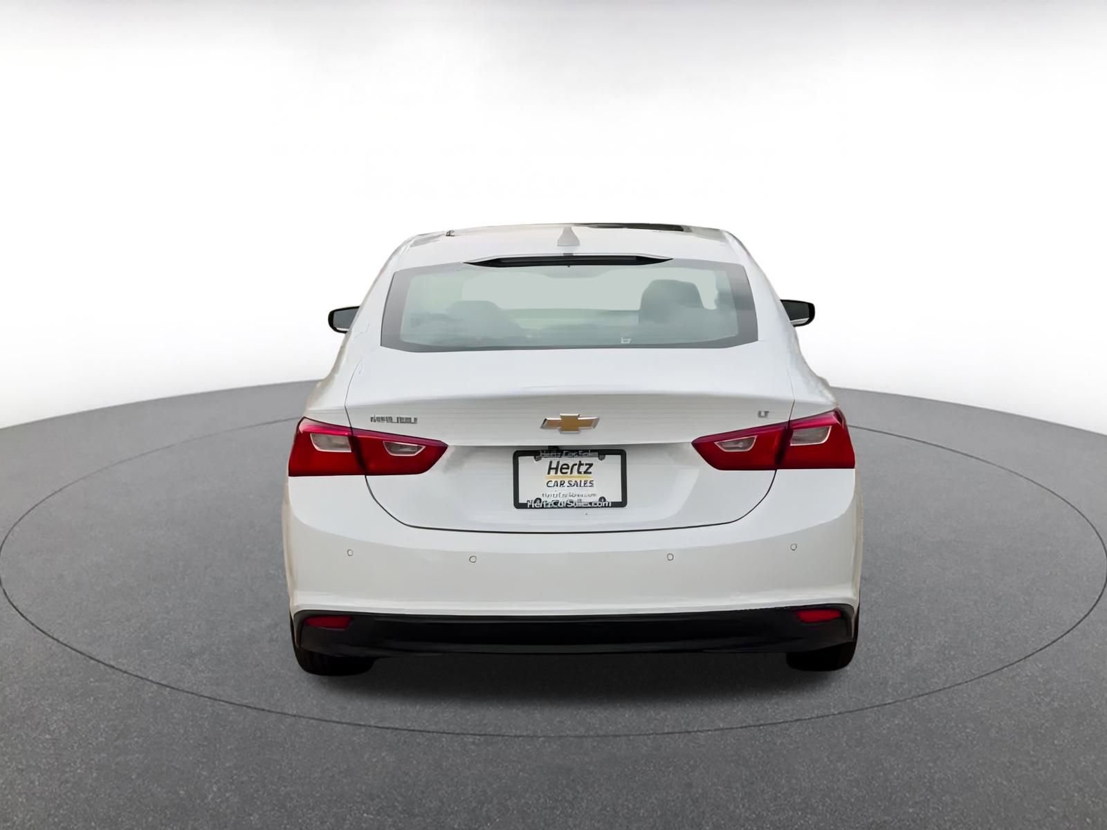 Thumbnail: 2024 Chevrolet Malibu - 12