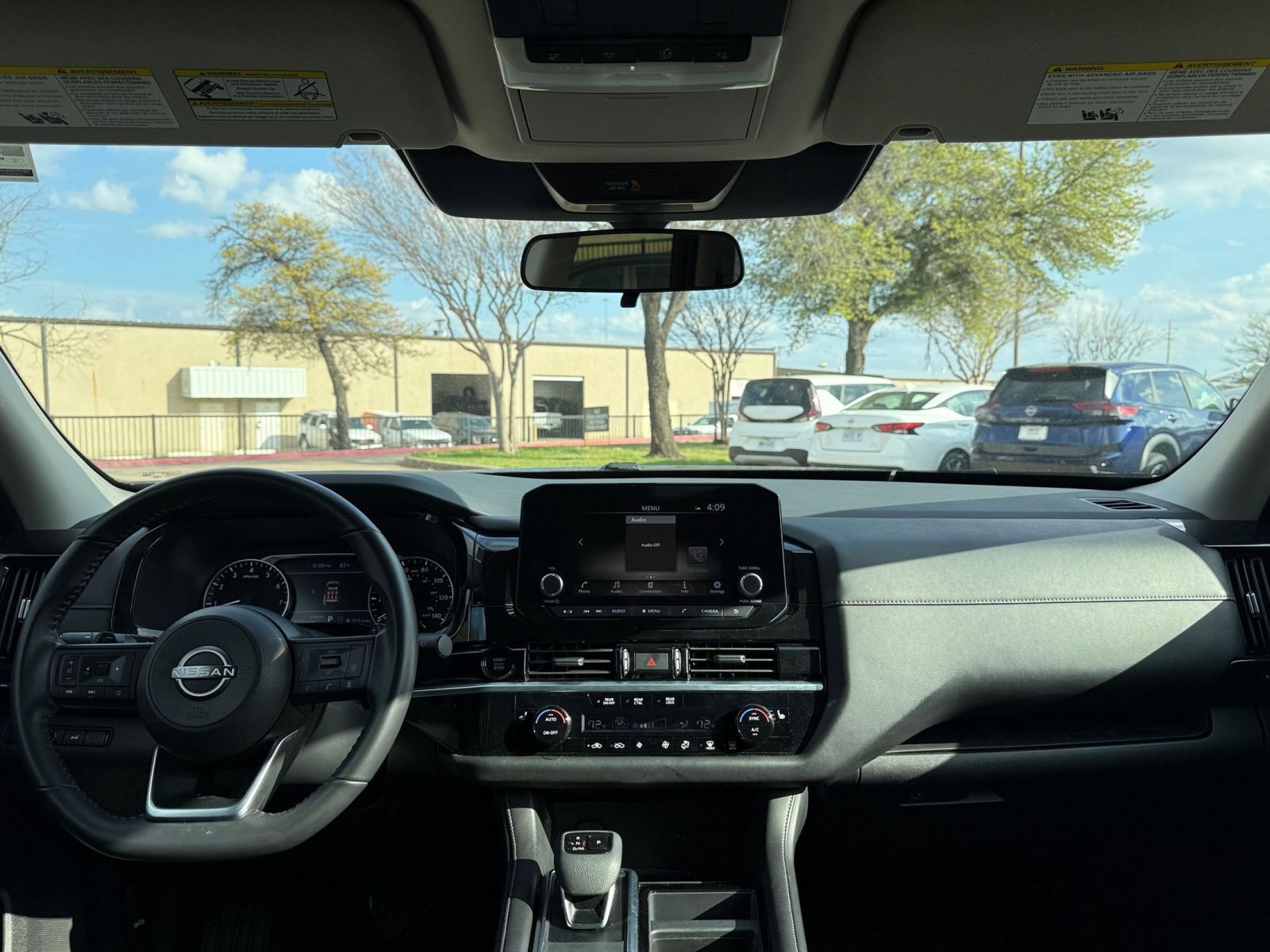 Thumbnail: 2025 Nissan Pathfinder - 35