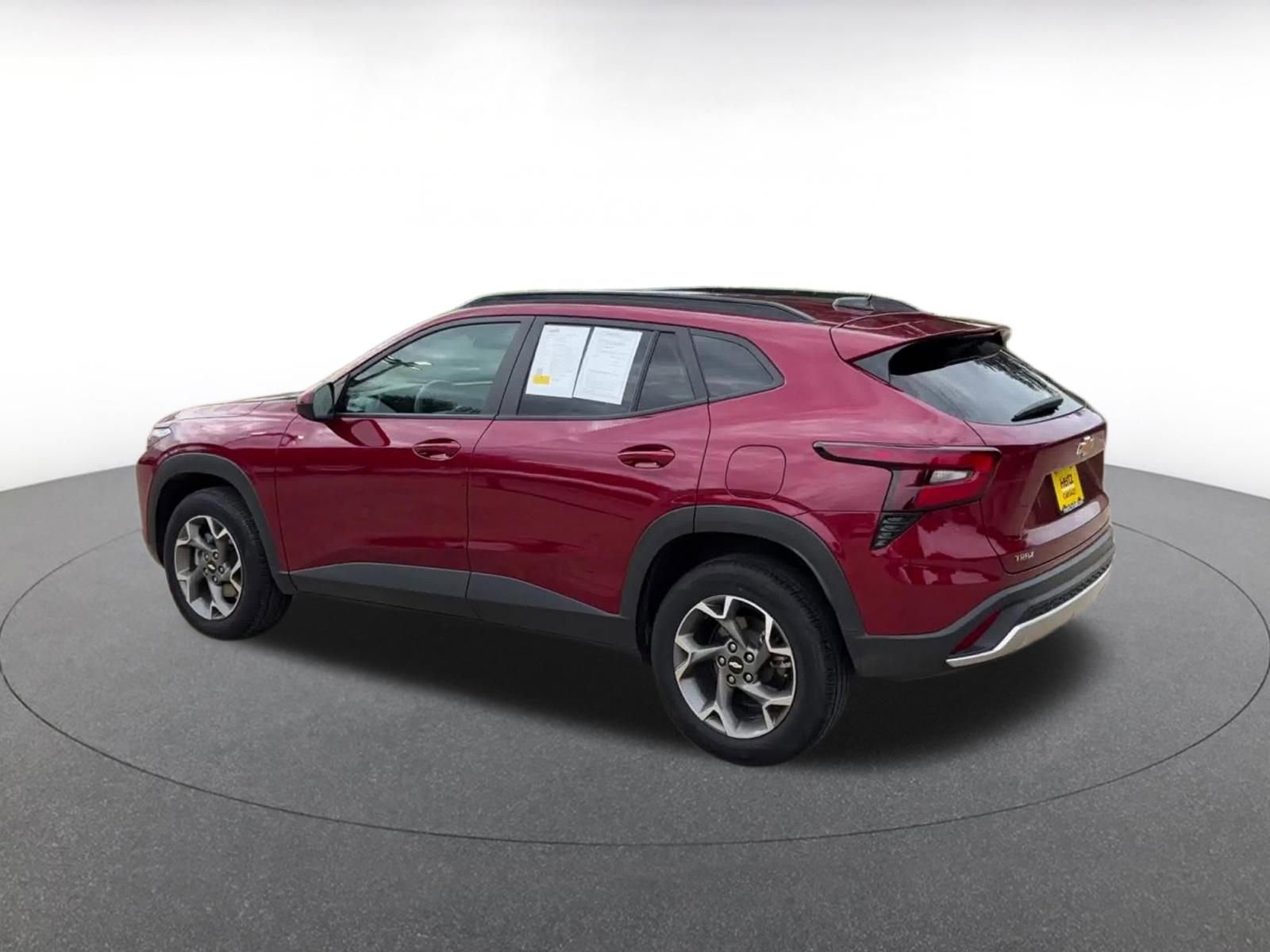 Thumbnail: 2025 Chevrolet Trax - 10