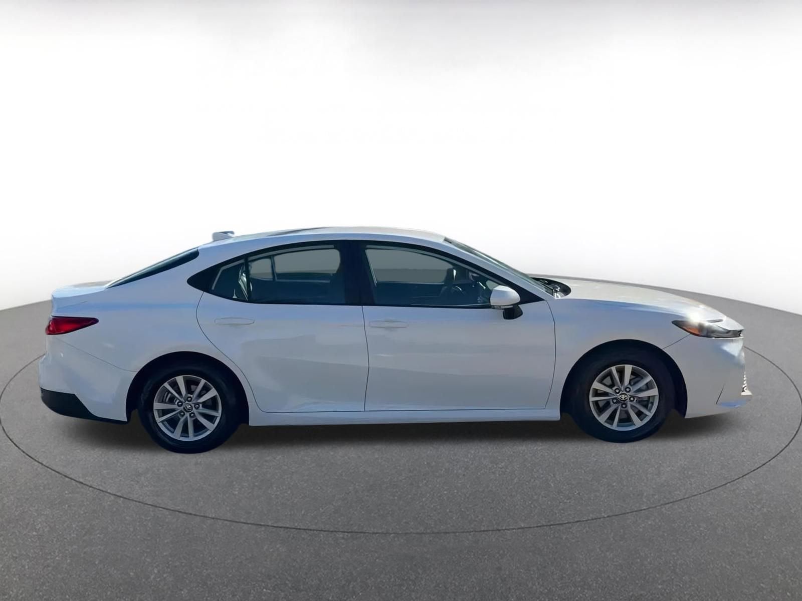 Thumbnail: 2025 Toyota Camry - 16