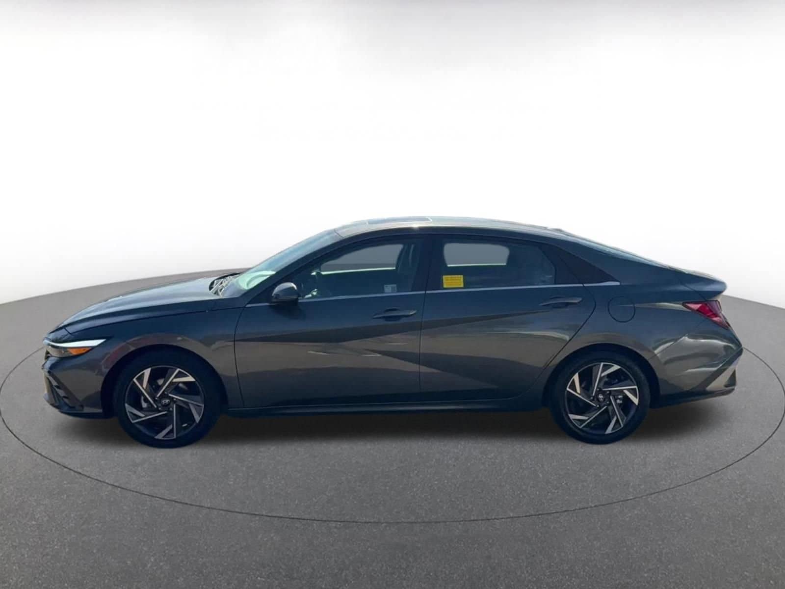 Thumbnail: 2025 Hyundai Elantra - 9