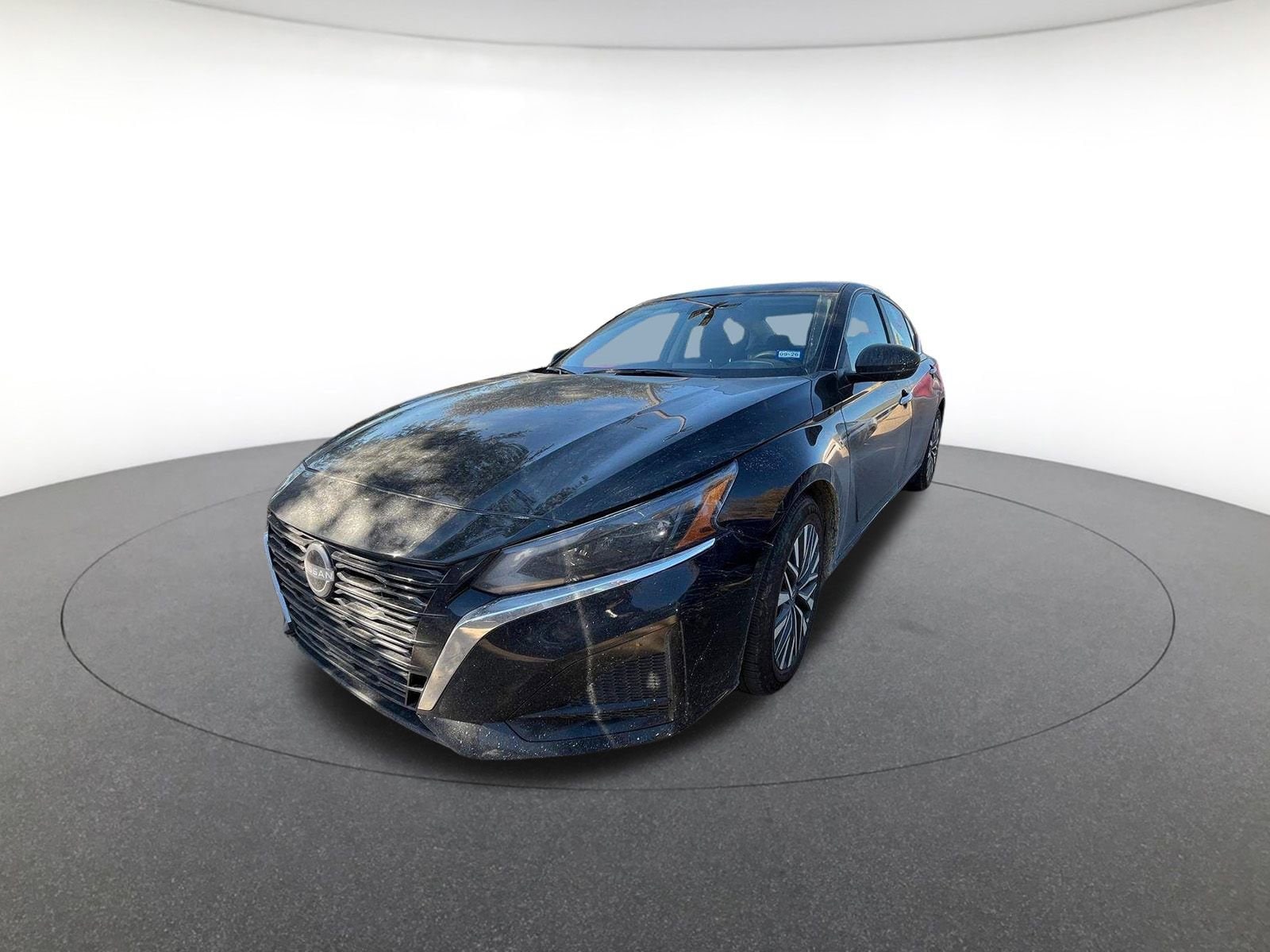 Thumbnail: 2025 Nissan Altima - 2