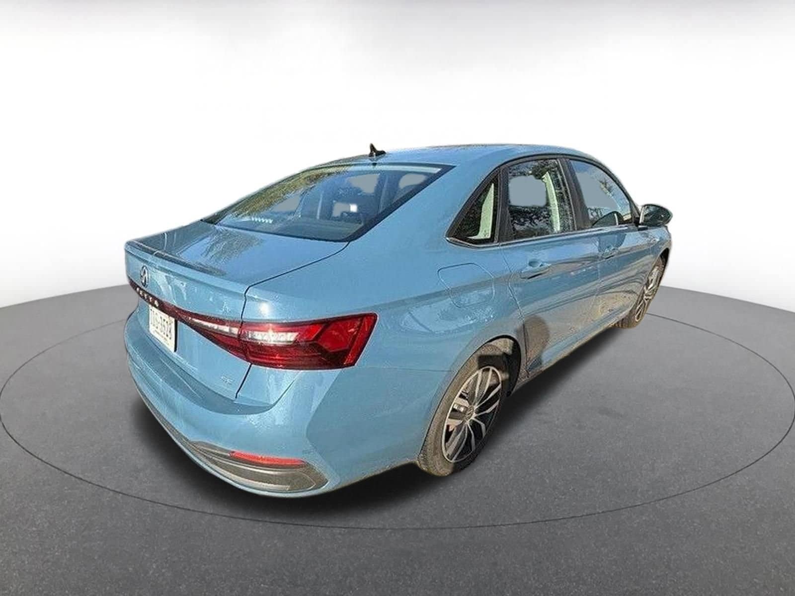 Thumbnail: 2025 Volkswagen Jetta - 4