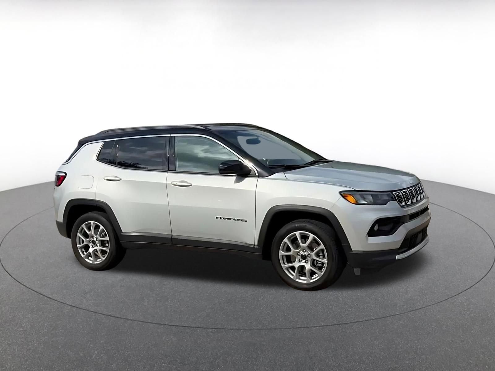 Thumbnail: 2025 Jeep Compass - 2