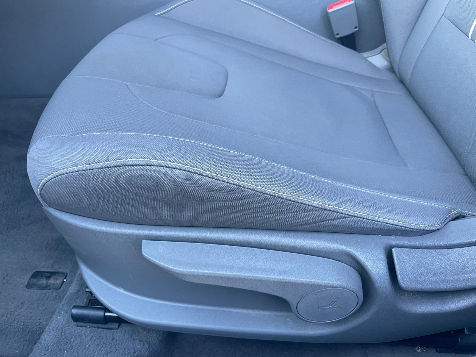 Thumbnail: 2025 Hyundai Elantra - 24