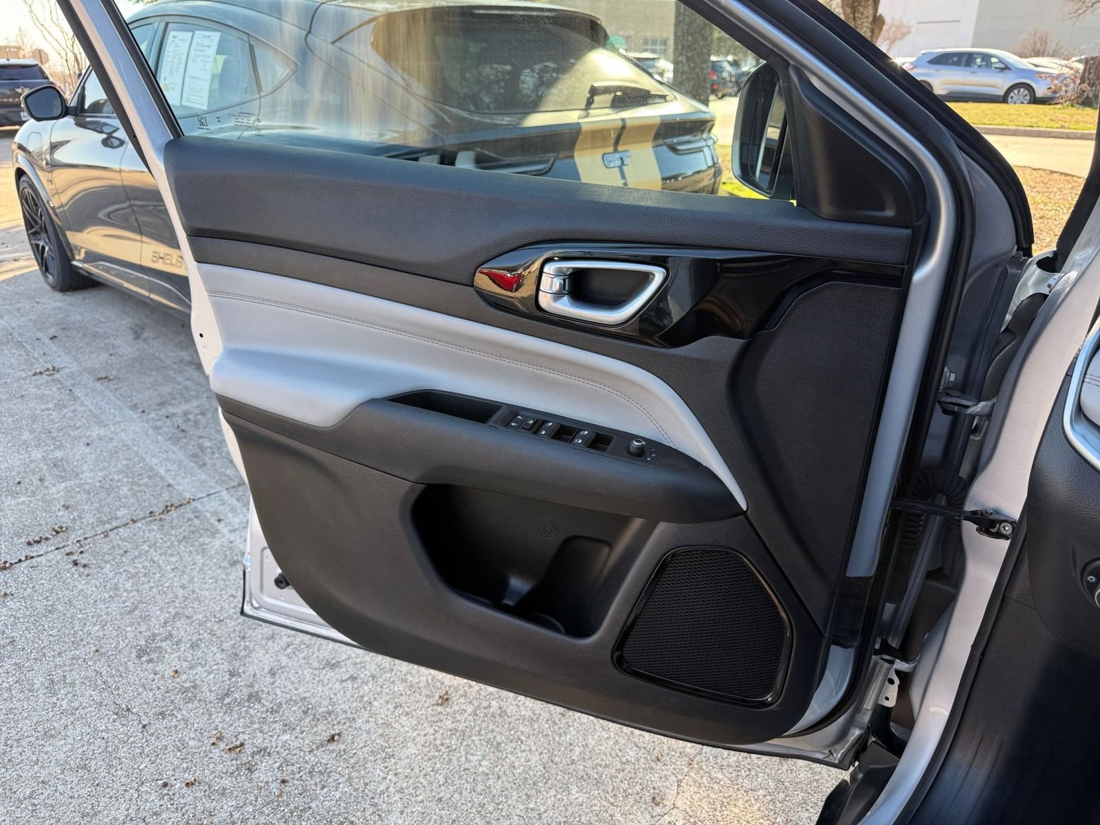 Thumbnail: 2025 Jeep Compass - 18