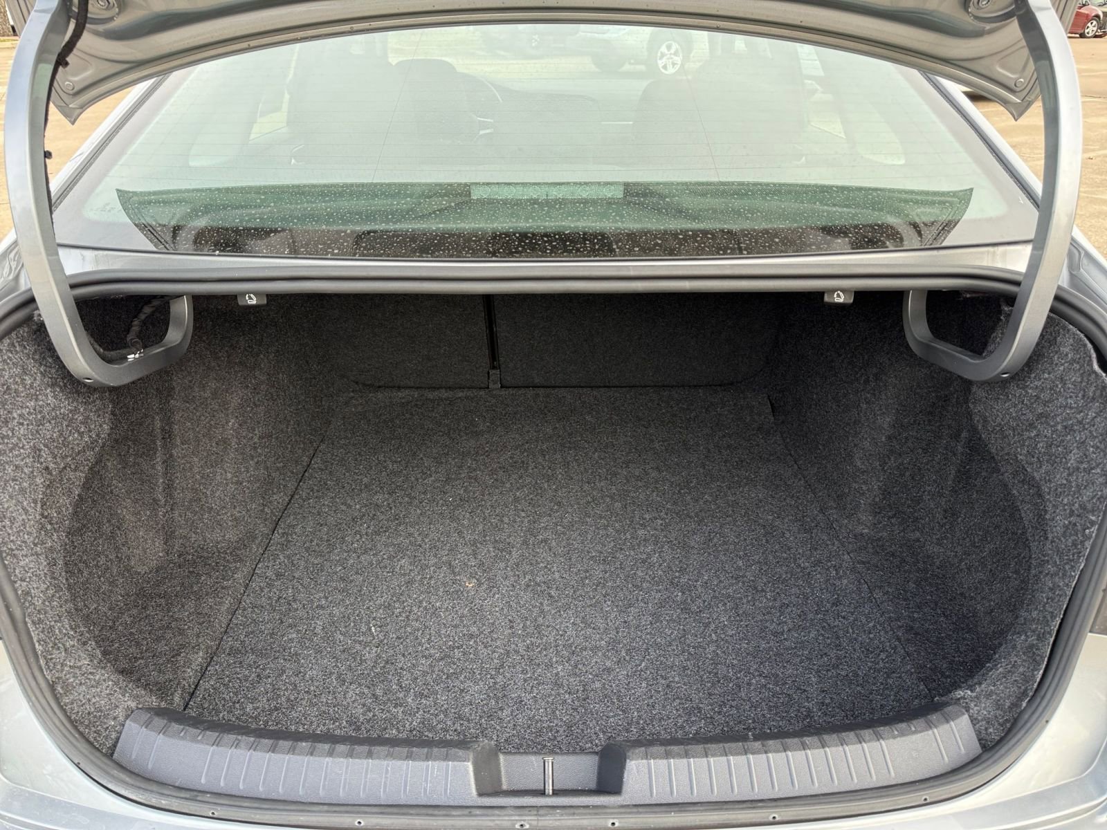 Thumbnail: 2024 Volkswagen Jetta - 32