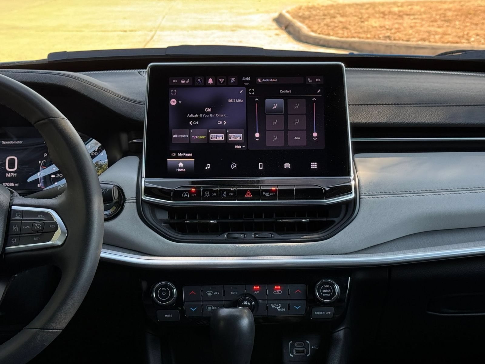 Thumbnail: 2025 Jeep Compass - 14