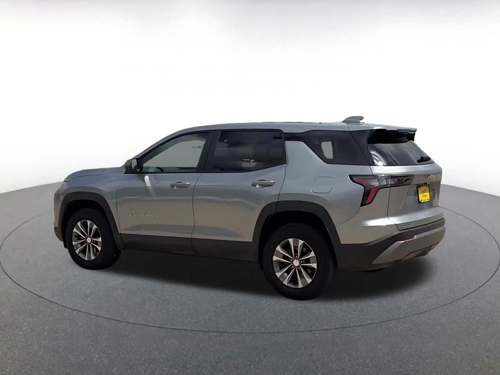 Thumbnail: 2025 Chevrolet Equinox - 10