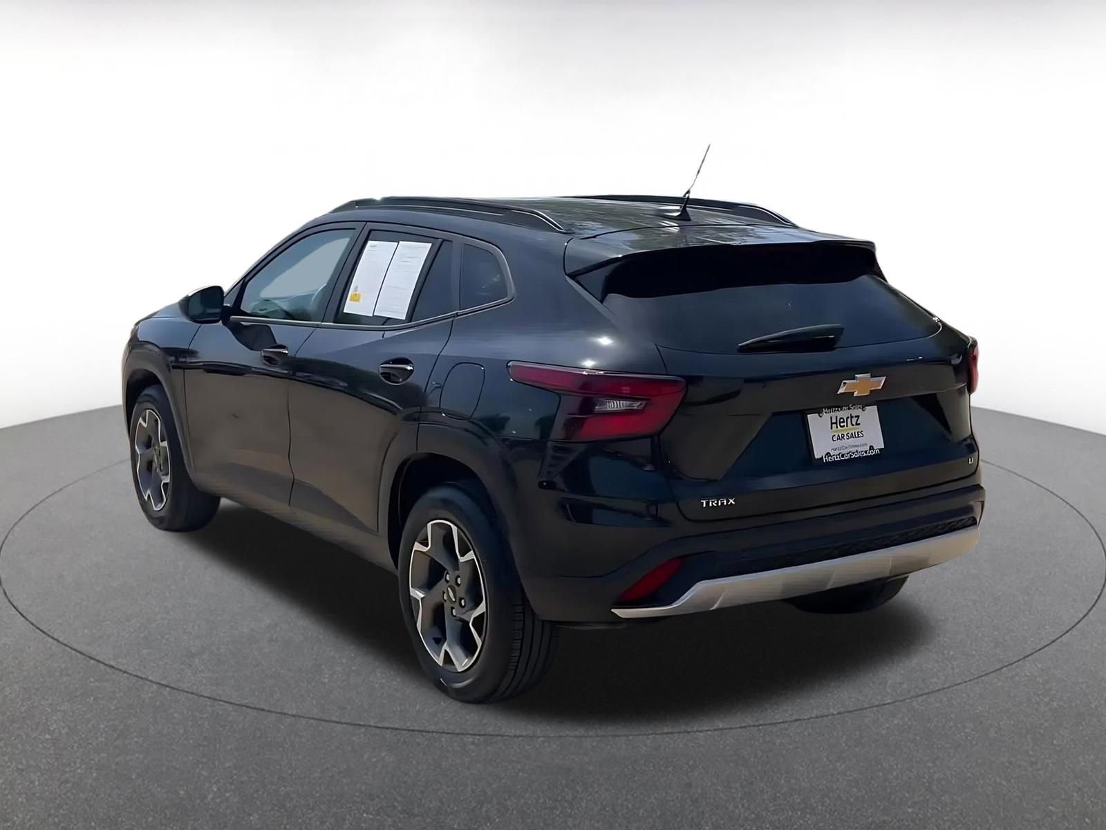 Thumbnail: 2025 Chevrolet Trax - 11