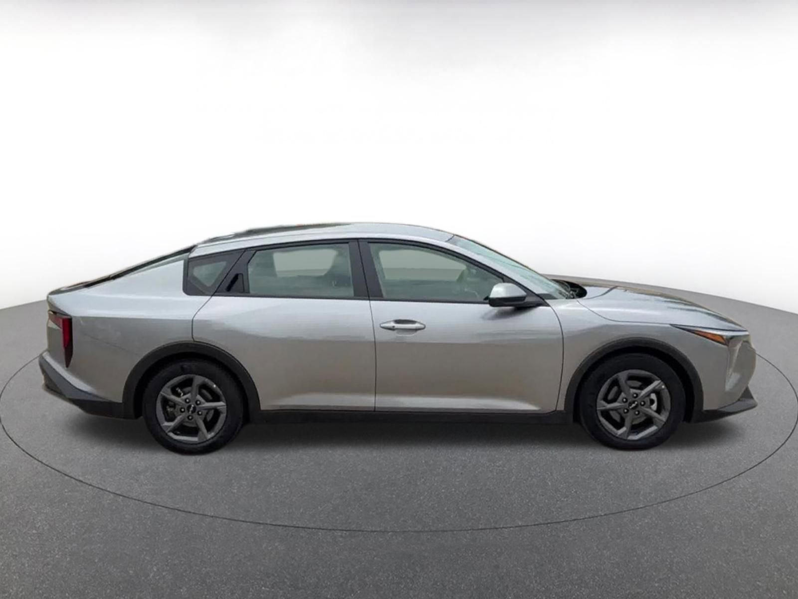 Thumbnail: 2025 Kia K4 - 16