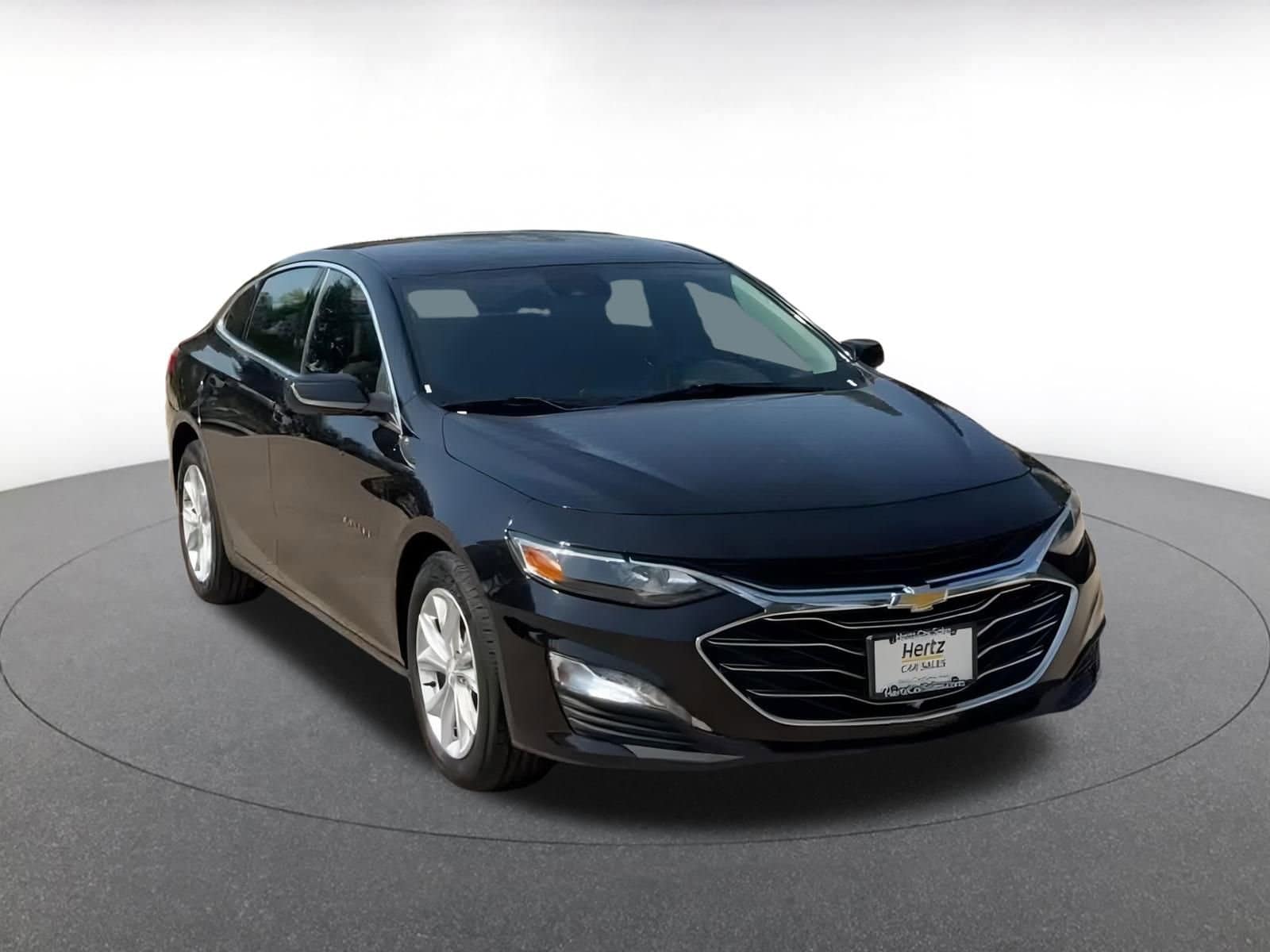 Thumbnail: 2023 Chevrolet Malibu - 3