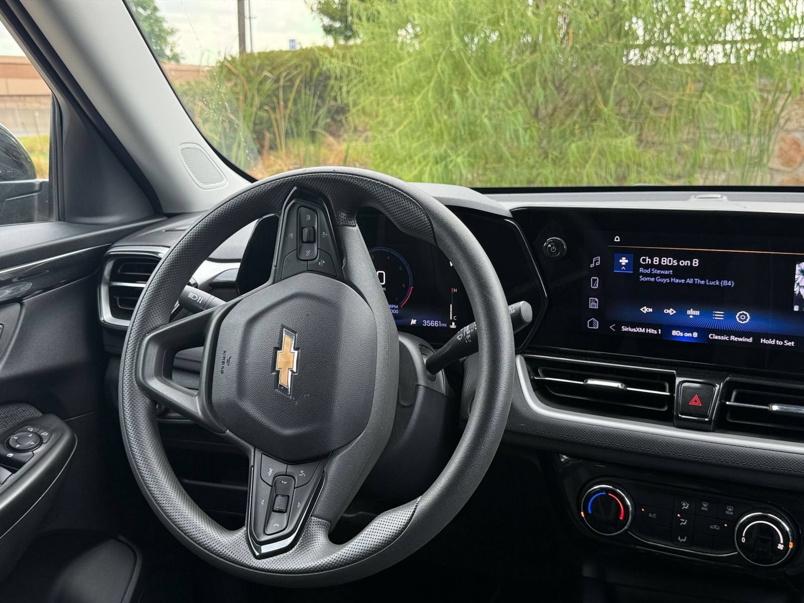 Thumbnail: 2025 Chevrolet TrailBlazer - 35