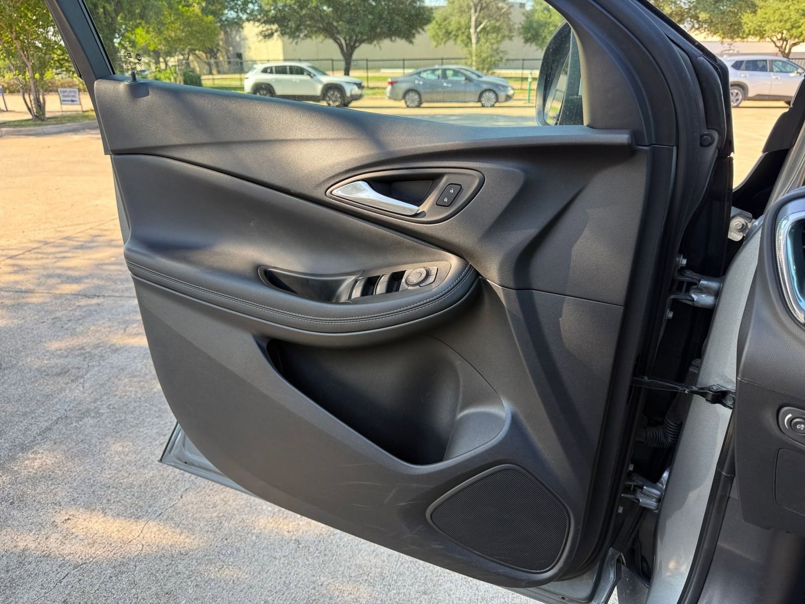 Thumbnail: 2025 Buick Encore GX - 18