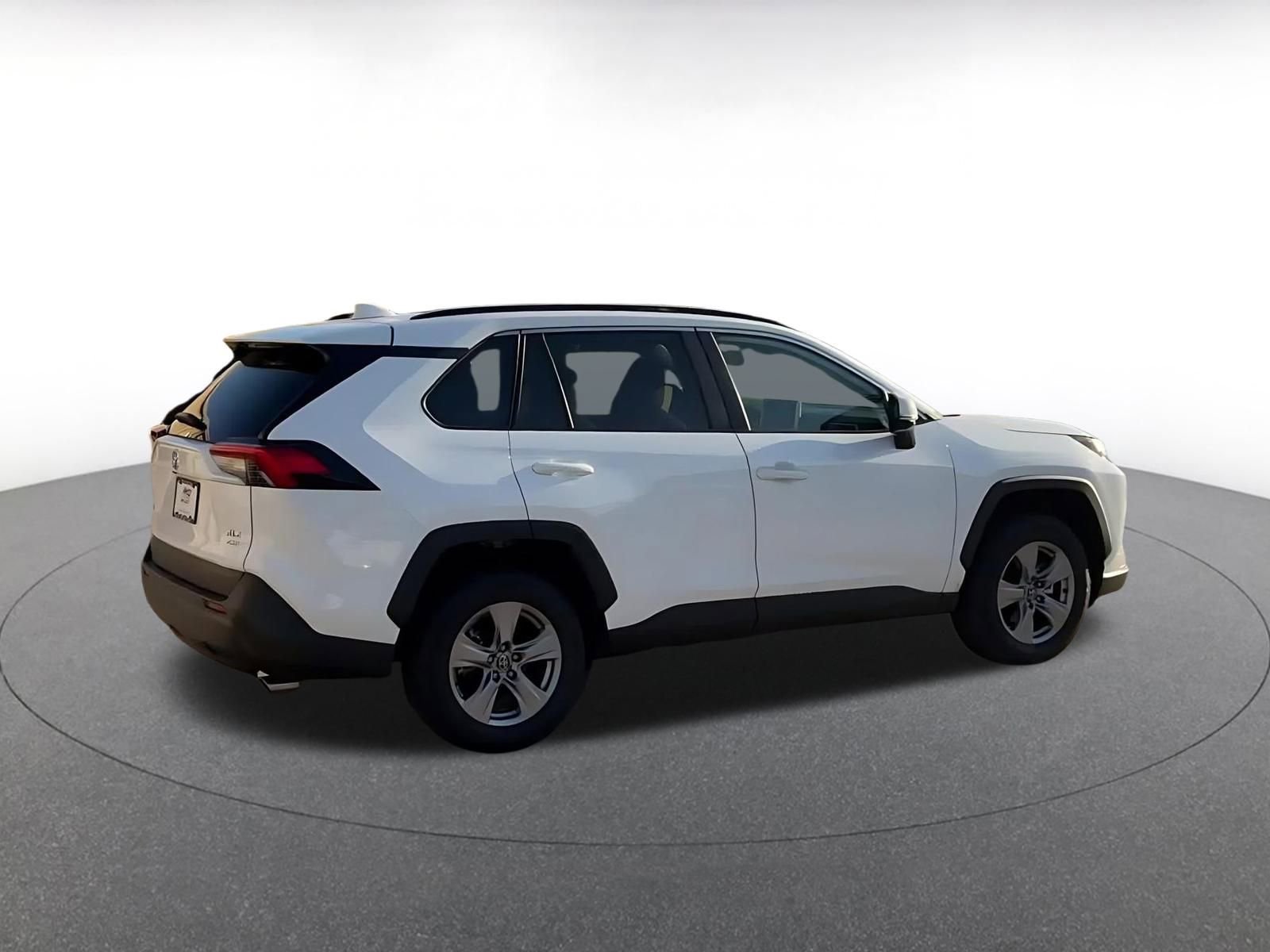 Thumbnail: 2025 Toyota RAV4 - 15