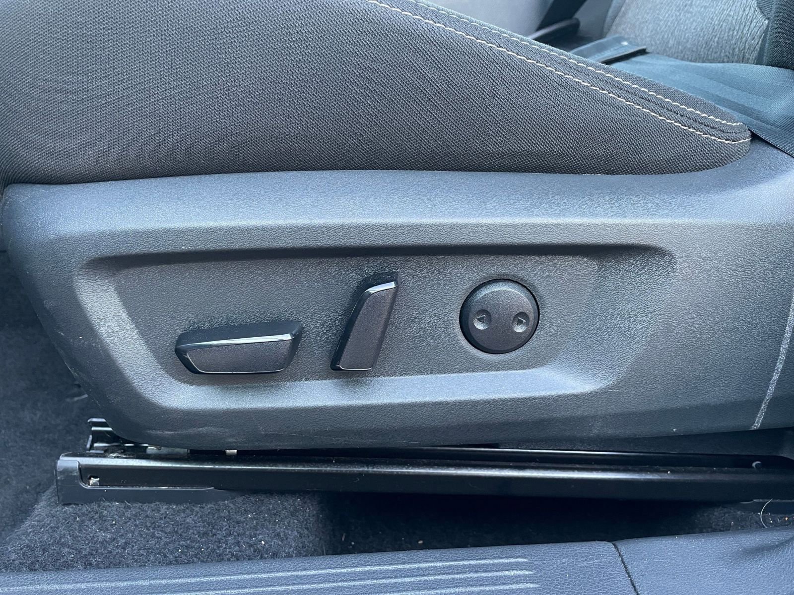 Thumbnail: 2025 Nissan Rogue - 23