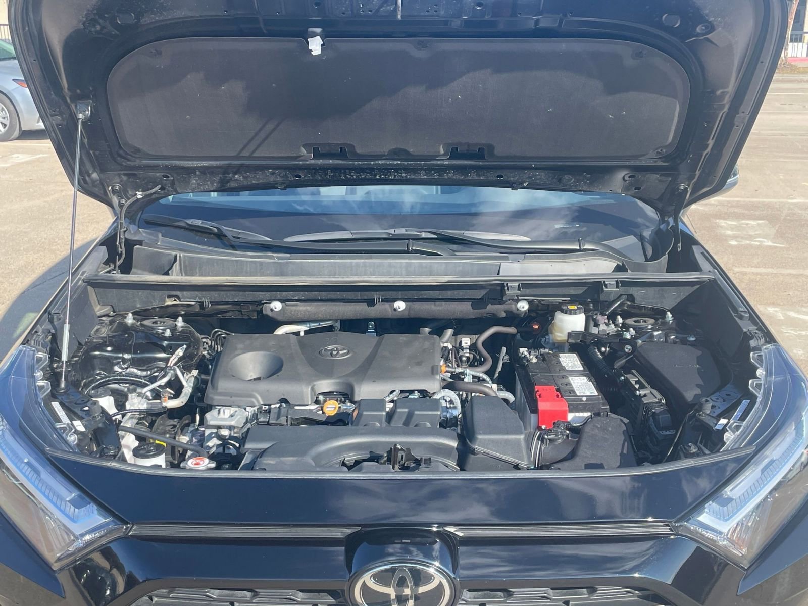 Thumbnail: 2025 Toyota RAV4 - 34