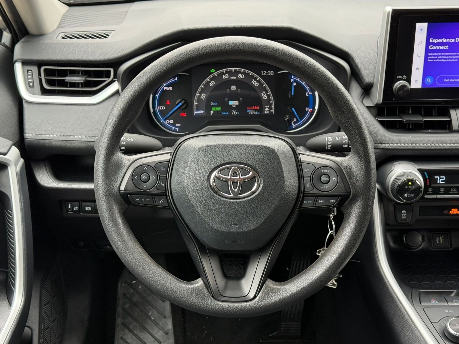 Thumbnail: 2025 Toyota RAV4 - 28