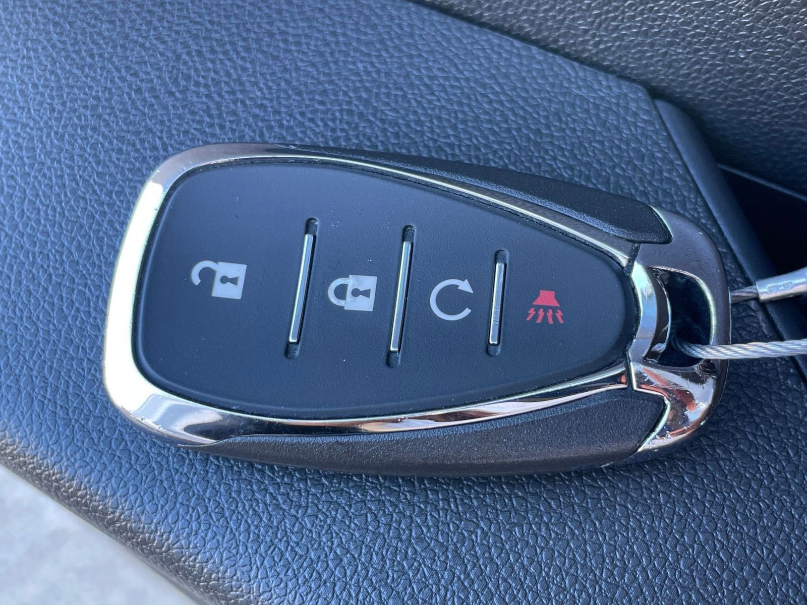 Thumbnail: 2025 Chevrolet Trax - 22