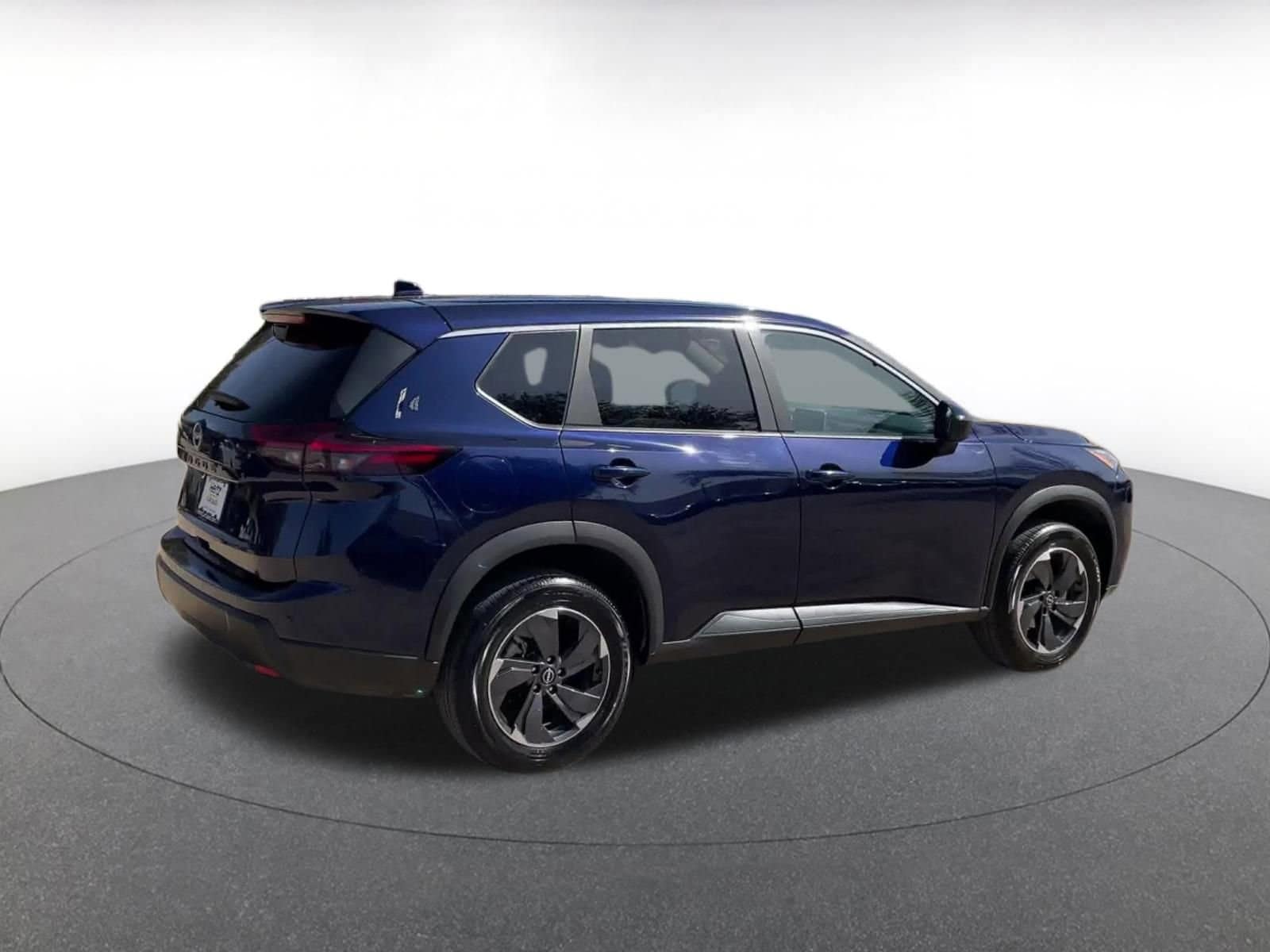 Thumbnail: 2025 Nissan Rogue - 15