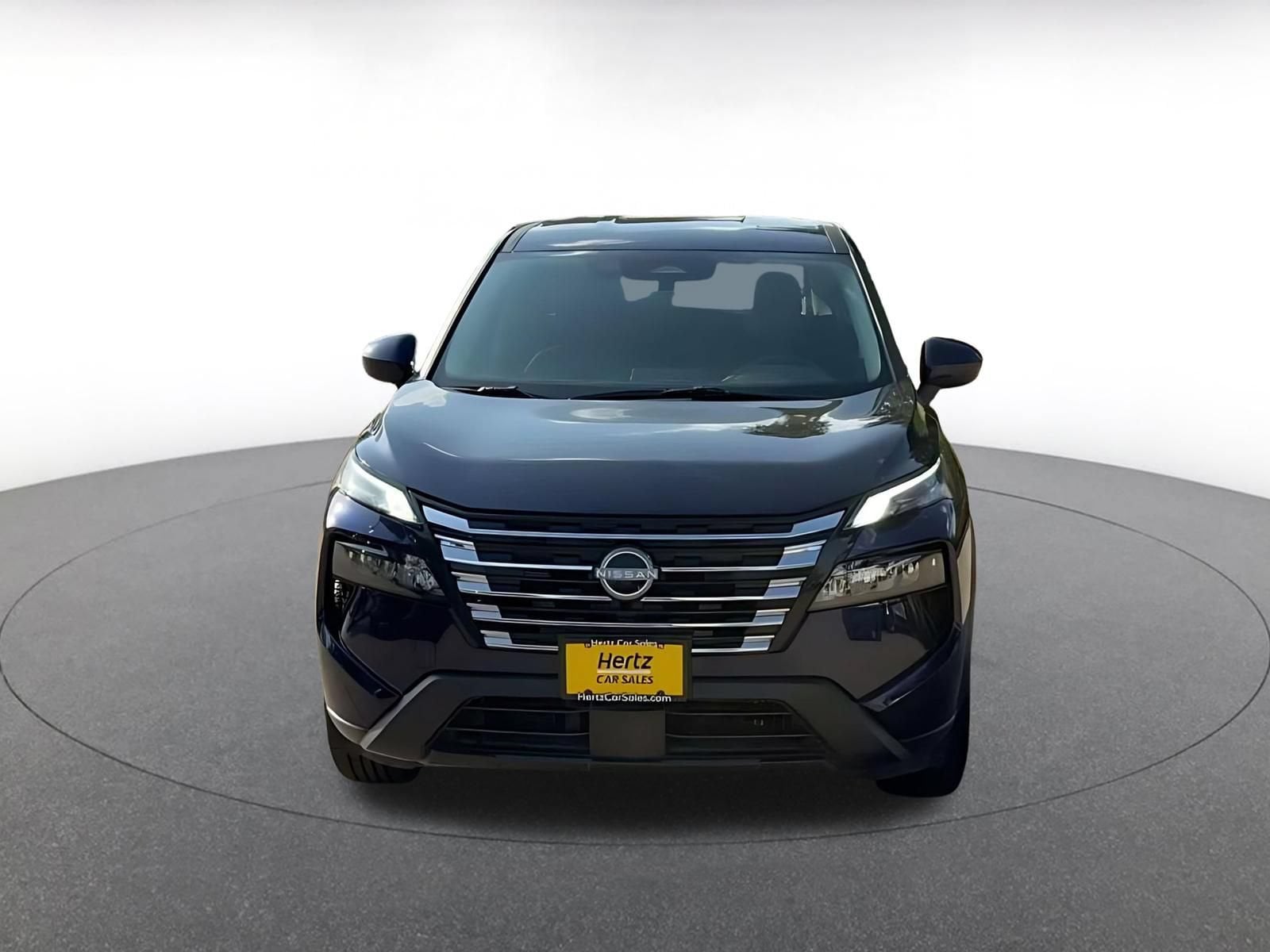 Thumbnail: 2025 Nissan Rogue - 4